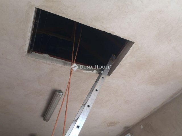 Eladó ipari ingatlan, Gombán 25.8 M Ft / költözzbe.hu