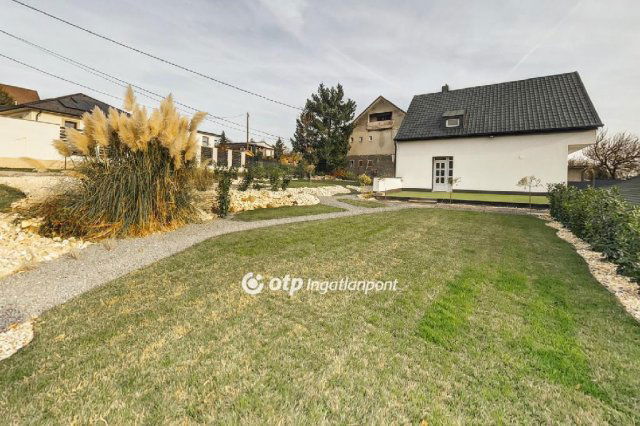 Eladó családi ház, Gyenesdiáson 144.9 M Ft, 4+1 szobás