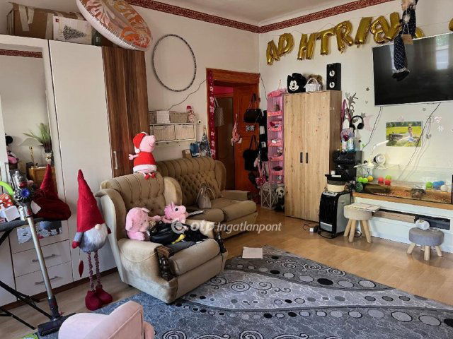 Eladó téglalakás, Egerben 35 M Ft, 2 szobás
