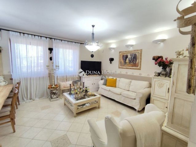 Eladó családi ház, Budapesten, XXI. kerületben 289.9 M Ft