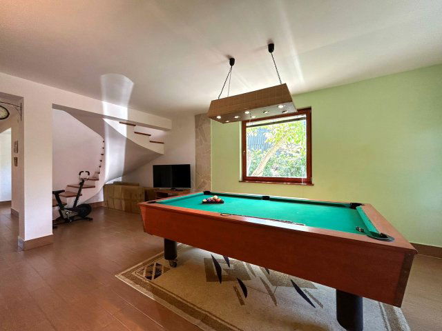 Eladó családi ház, Szigetszentmiklóson 159.9 M Ft, 4 szobás