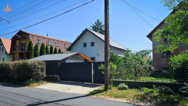 Eladó családi ház, Szigethalmon 67.999 M Ft, 3 szobás