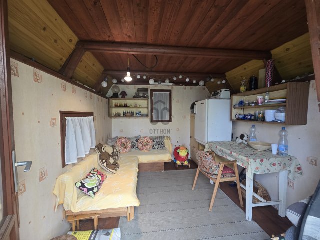 Eladó nyaraló, Gyöngyösön 7.99 M Ft, 1 szobás