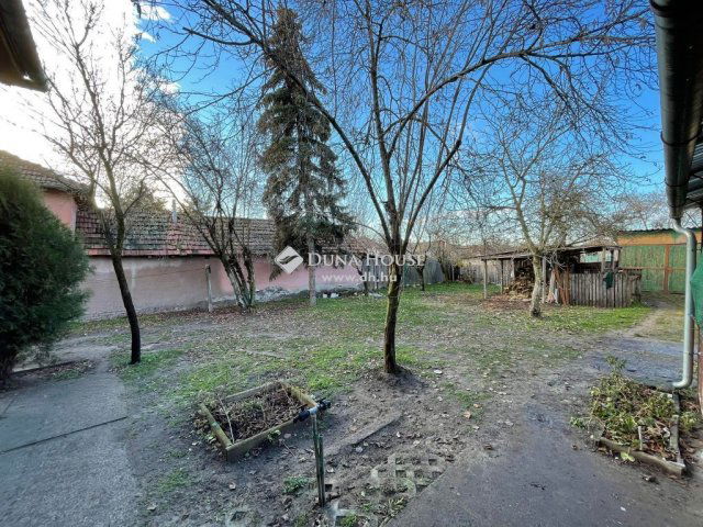 Eladó családi ház, Kecskeméten 26 M Ft, 3 szobás