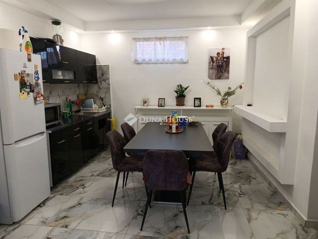 Eladó családi ház, Tóalmáson 55 M Ft, 5 szobás