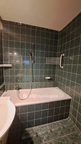 Eladó panellakás, Budapesten, XXI. kerületben 54.9 M Ft, 2 szobás