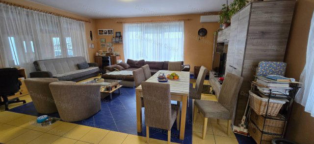 Eladó családi ház, Abonyban 74 M Ft, 3 szobás