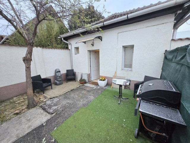 Eladó téglalakás, Budapesten, XX. kerületben 35.5 M Ft