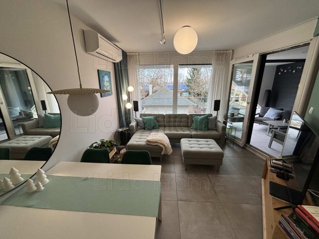 Eladó téglalakás, Balatonszemesen 99 M Ft, 2+1 szobás