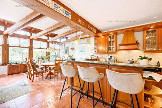 Eladó családi ház, Pilisborosjenőn 190 M Ft, 5+1 szobás