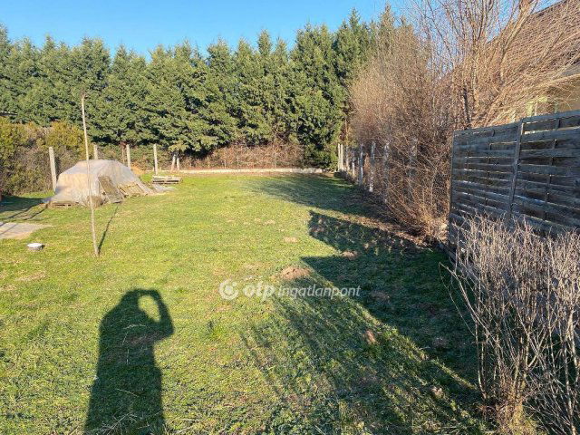 Eladó családi ház, Abonyban 32 M Ft, 1 szobás