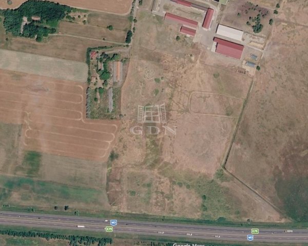 Eladó mezogazdasagi ingatlan, Polgáron 13.5 M Ft