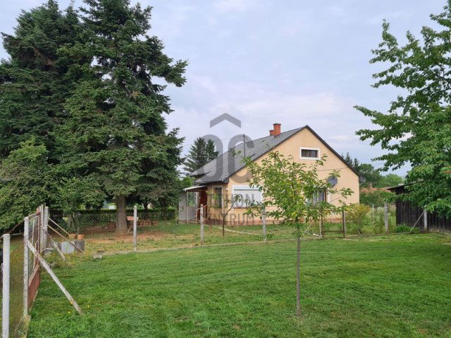 Eladó családi ház, Szentgyörgyvölgyön 23 M Ft, 2 szobás