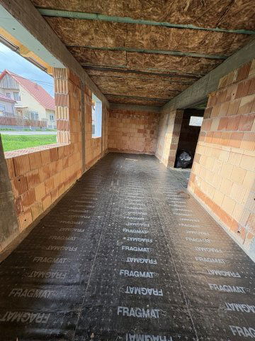 Eladó családi ház, Jenőn 31.7 M Ft, 4 szobás