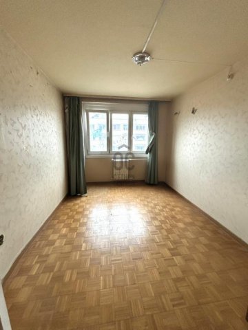 Eladó panellakás, Budapesten, III. kerületben 70 M Ft, 3 szobás