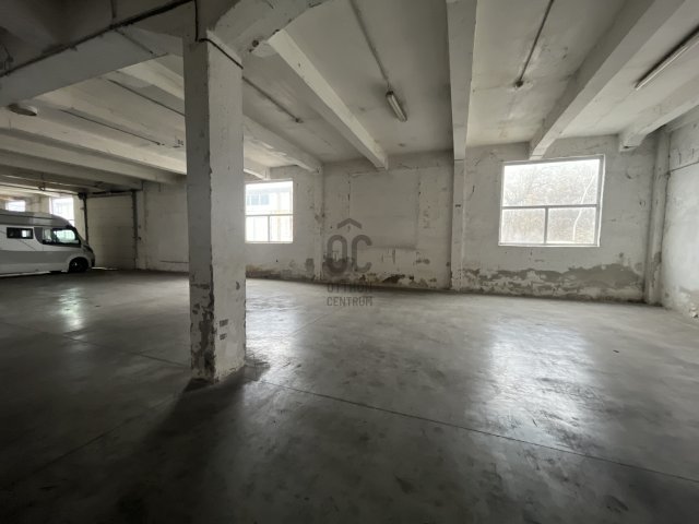 Eladó ipari ingatlan, Szigetszentmiklóson 49 M Ft