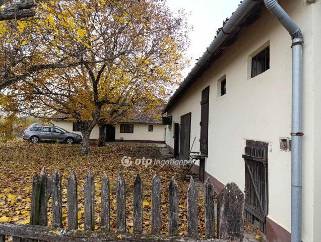 Eladó mezogazdasagi ingatlan, Forráskúton 35 M Ft, 3 szobás