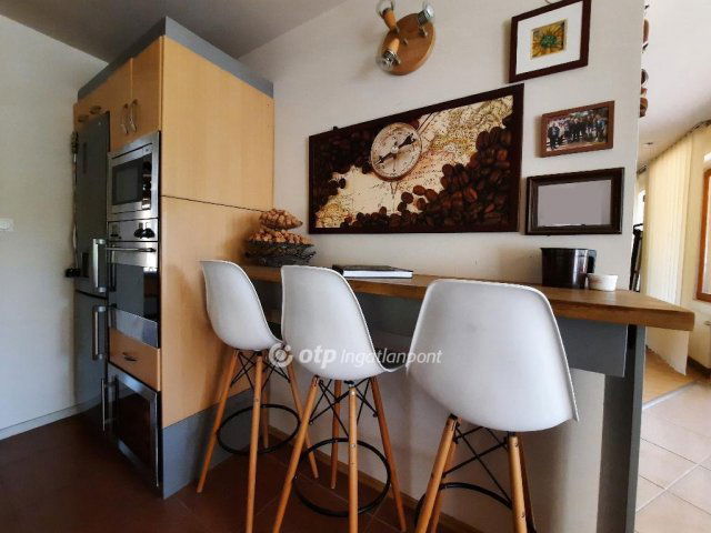 Eladó családi ház, Siófokon 245 M Ft, 2+2 szobás