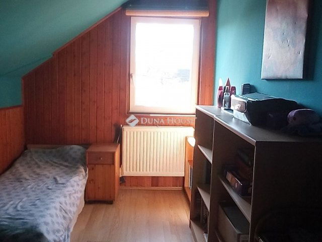 Eladó családi ház, Kulcson 69 M Ft, 5 szobás