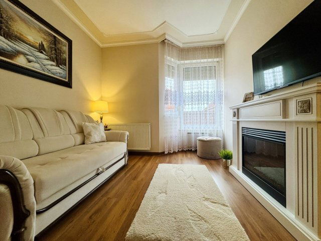 Eladó családi ház, Hajdúszoboszlón 174.99 M Ft, 5 szobás