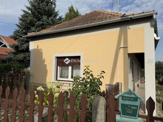Eladó családi ház, Vértesacsán 49.99 M Ft, 3 szobás