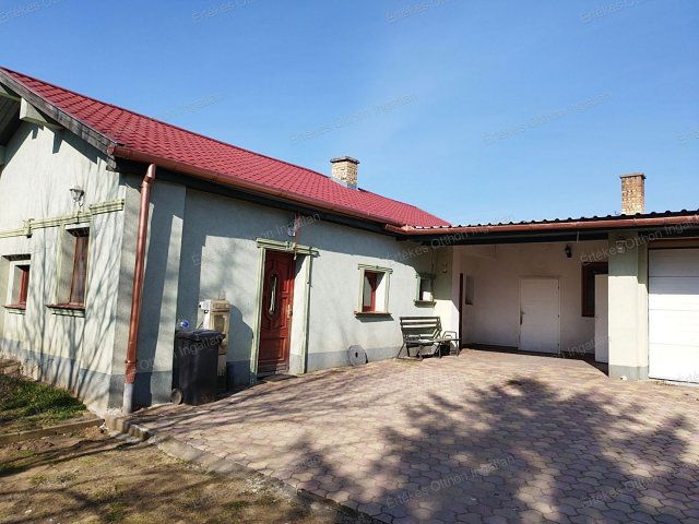 Eladó családi ház, Nyíregyházán 47.99 M Ft, 3 szobás