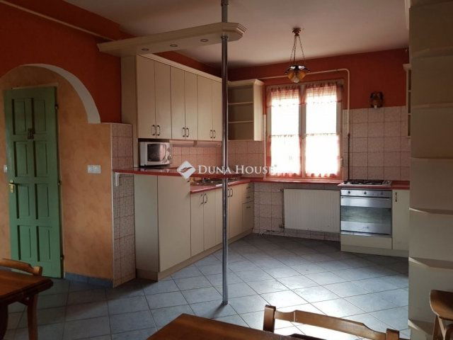 Kiadó téglalakás, albérlet, Kecskeméten 810 E Ft / hó