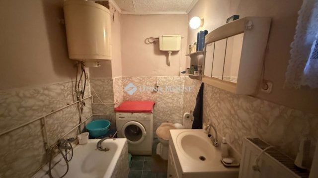 Eladó családi ház, Csényén 20.5 M Ft, 3 szobás