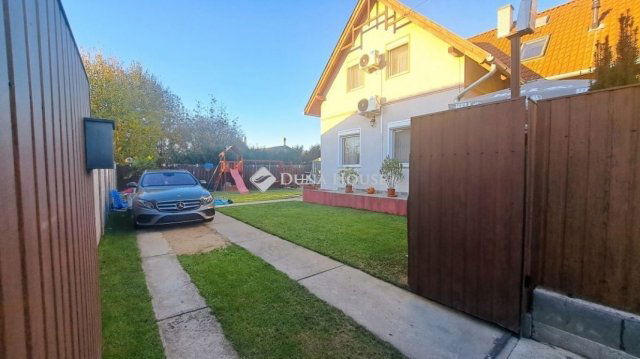 Eladó ikerház, Üllőn 125 M Ft, 5 szobás / költözzbe.hu