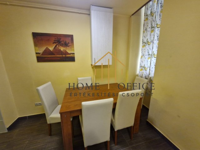 Eladó téglalakás, Budapesten, V. kerületben 99.99 M Ft, 4 szobás