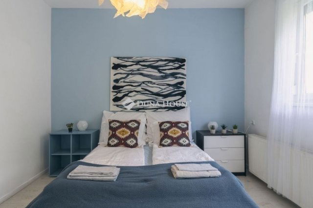 Eladó téglalakás, Budapesten, VII. kerületben 135 M Ft, 4 szobás