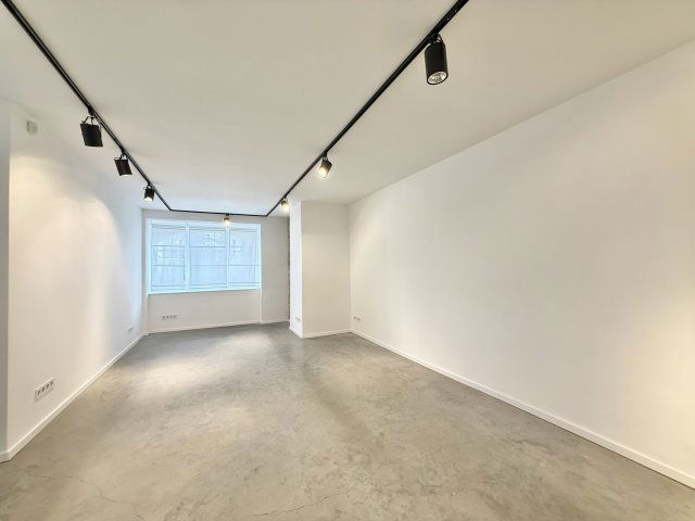 Eladó téglalakás, Budapesten, VI. kerületben 62 M Ft, 2 szobás