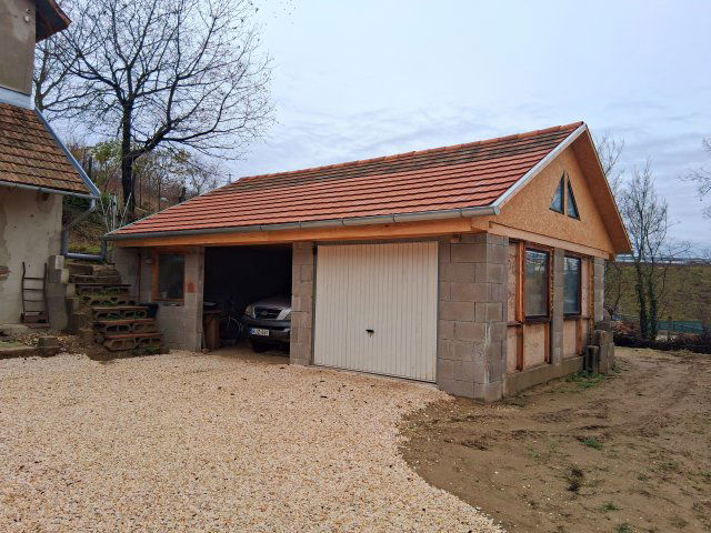 Eladó családi ház, Pátyon 73.9 M Ft, 2 szobás