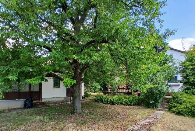 Eladó családi ház, Balatonfűzfőn 85 M Ft, 3 szobás