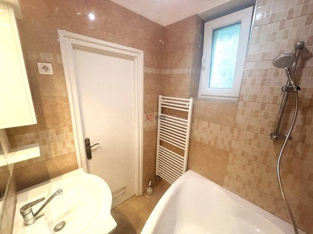 Kiadó téglalakás, albérlet, Szegeden, Arany János utcában