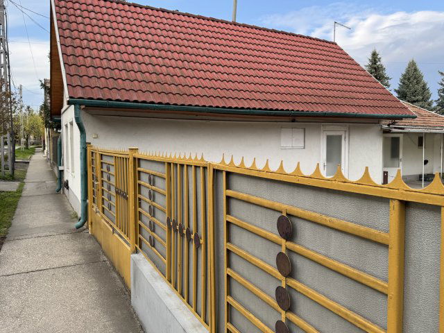 Eladó családi ház, Hatvanban, Ratkó József utcában 25.9 M Ft