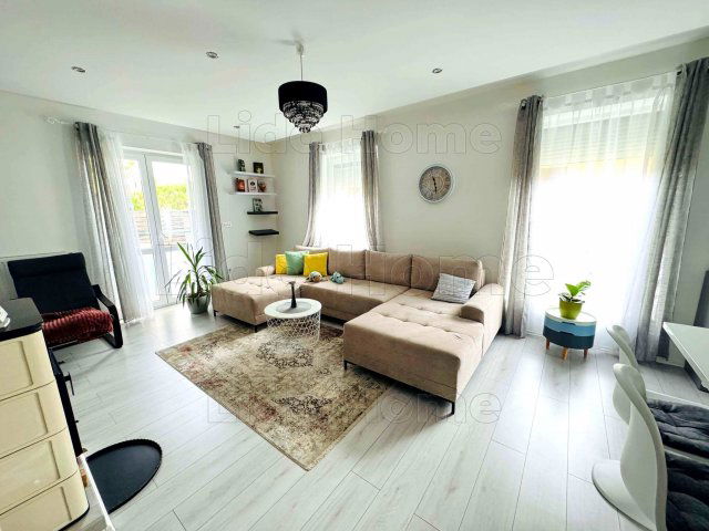 Eladó családi ház, Győrzámolyon 159.9 M Ft, 5 szobás