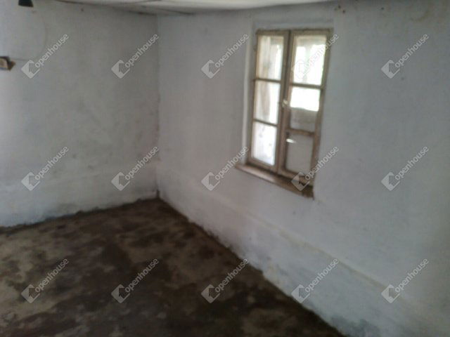 Eladó családi ház, Tótkomlóson 4.9 M Ft, 3 szobás