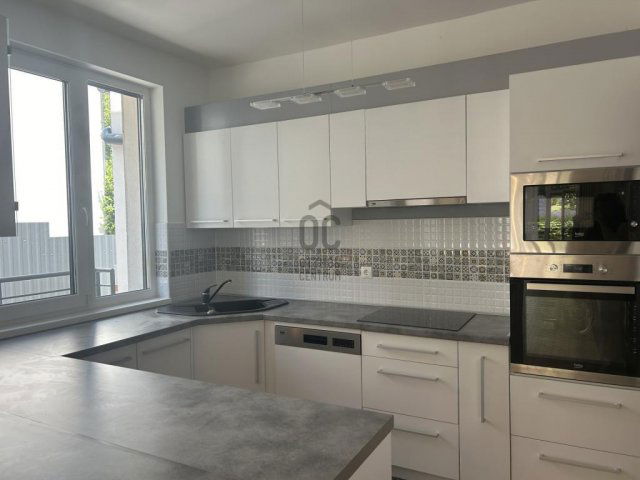 Eladó téglalakás, Budapesten, III. kerületben 225 M Ft, 4 szobás