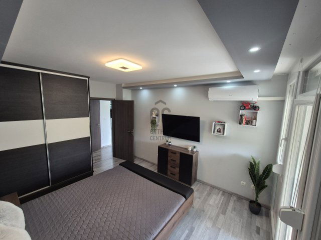 Eladó téglalakás, Szekszárdon 51.49 M Ft, 3 szobás