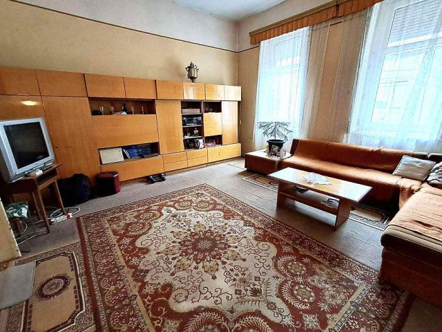 Eladó családi ház, Budapesten, XV. kerületben 69.9 M Ft