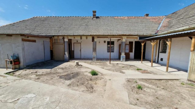 Eladó családi ház, Kakucson 45 M Ft, 4+1 szobás