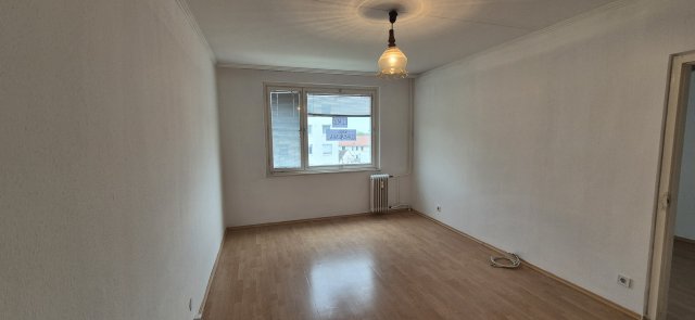 Eladó panellakás, Debrecenben, Csapó utcában 62.99 M Ft