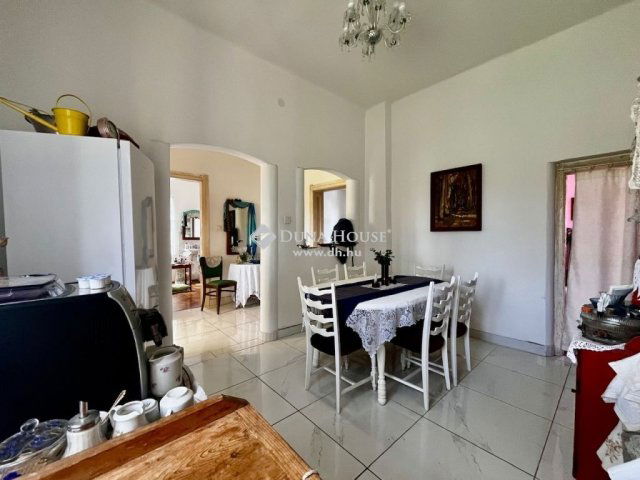 Eladó családi ház, Barcson 69 M Ft, 2 szobás