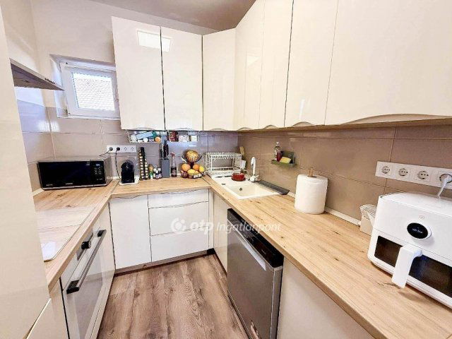 Eladó ikerház, Szigethalmon 76.9 M Ft, 1+2 szobás