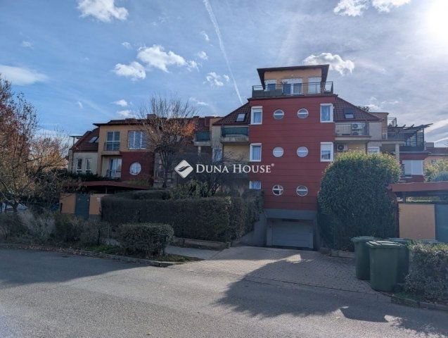 Eladó téglalakás, Budapesten, XVI. kerületben 79 M Ft, 3 szobás