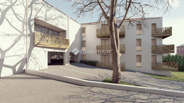 Eladó téglalakás, Pécsett 69.9 M Ft, 3 szobás