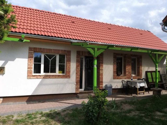 Eladó családi ház, Siófokon 39.9 M Ft, 3 szobás