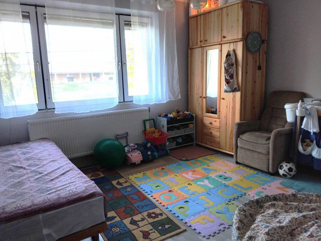 Eladó családi ház, Kónyon 86 M Ft, 3 szobás