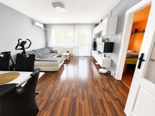 Eladó panellakás, Kecskeméten 51 M Ft, 2 szobás